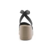 Brooklyn ankelrem-sandaler med kilehæl “Black Beige”