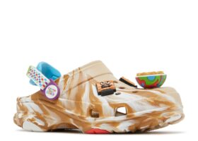 Cinnamon Toast Crunch x Classic All-Terrain Clog til småbørn