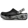 Classic Crush Clog “Black”