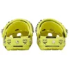 Crocs x MCM Clogs med camouflagemønster “Neon Yellow”
