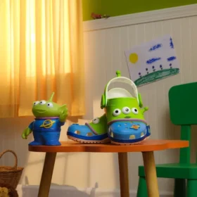 Disney og Pixars Toy Story Alien Classic Clog til børn