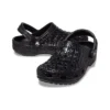 Klassiske Metallic Crocskin Clogs “Black”