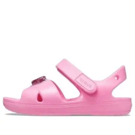 Klassiske sandaler med krydsremme og charm “Pink”