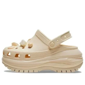 Mega Crush Shell and Pearls Clogs “Beige”