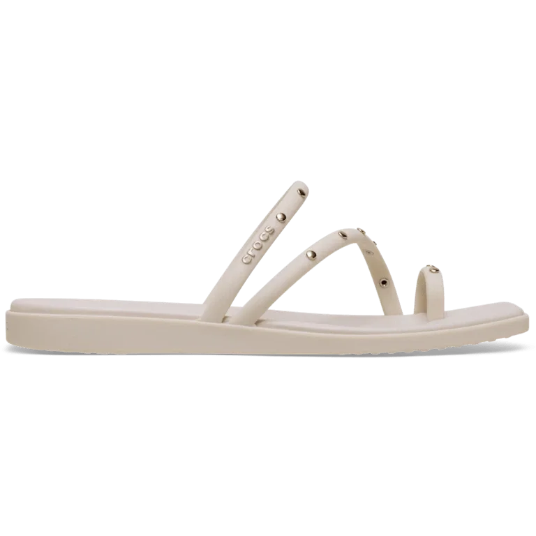 Miami-sandal med nitter ved tåremmen Miami-sandal med nitter ved tåremmen