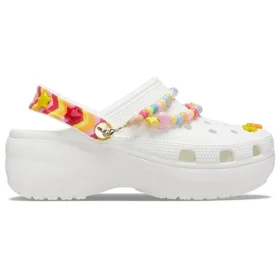 Åndbare hvide sandaler