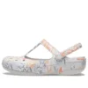 Sandaler med hvide blomster
