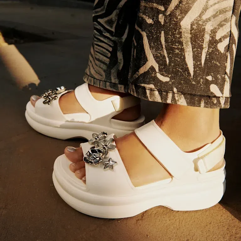 Soho Y-Strap-Sandal Soho Y-Strap-Sandal